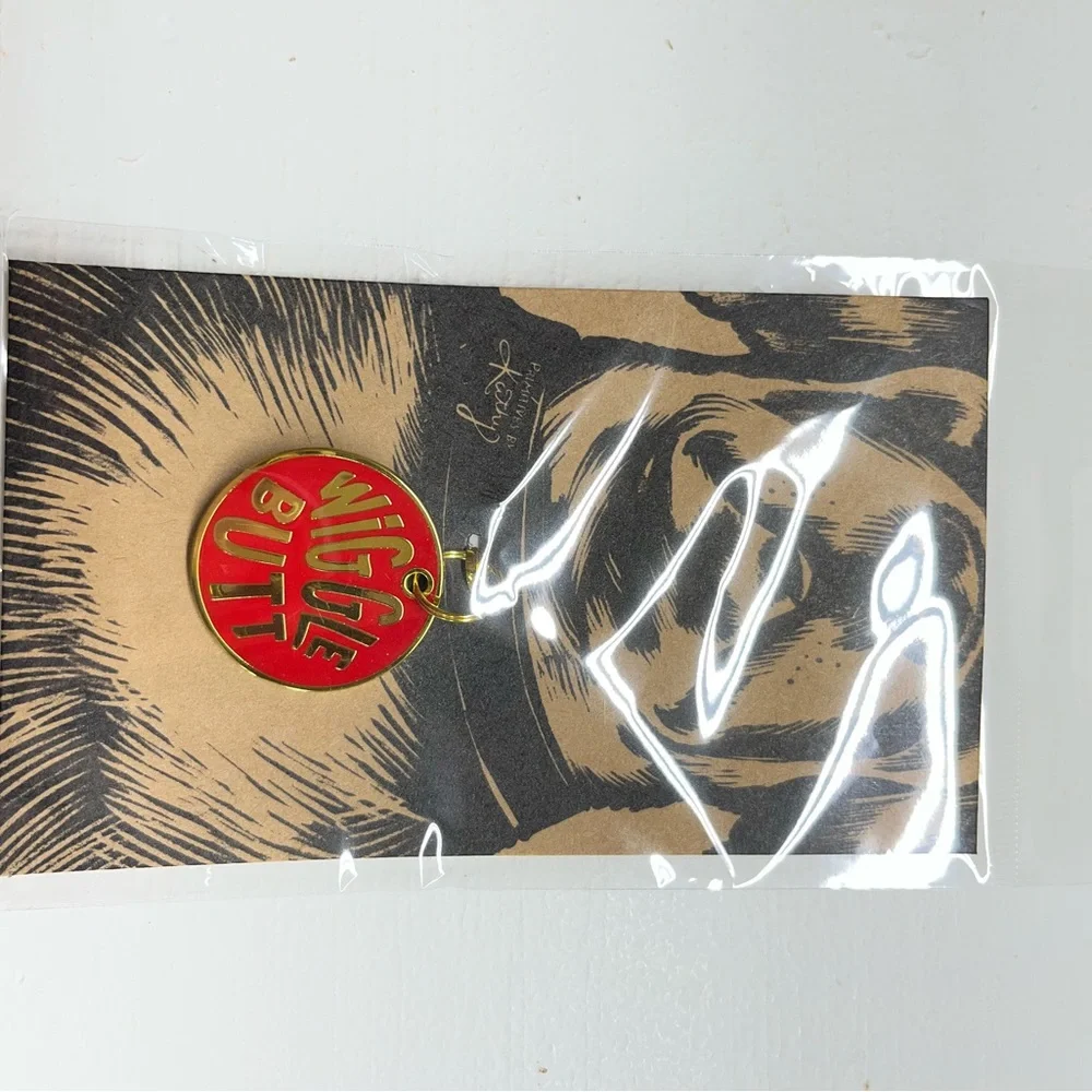 Red and Gold Dog‎ Tag “Wiggle Butt”